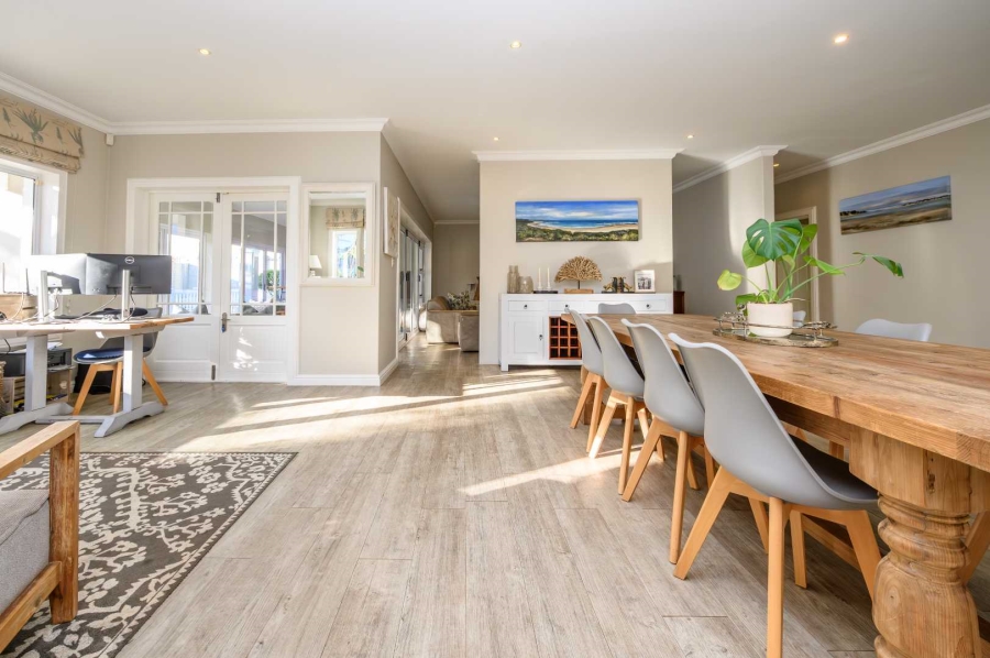 4 Bedroom Property for Sale in Walmer Eastern Cape
